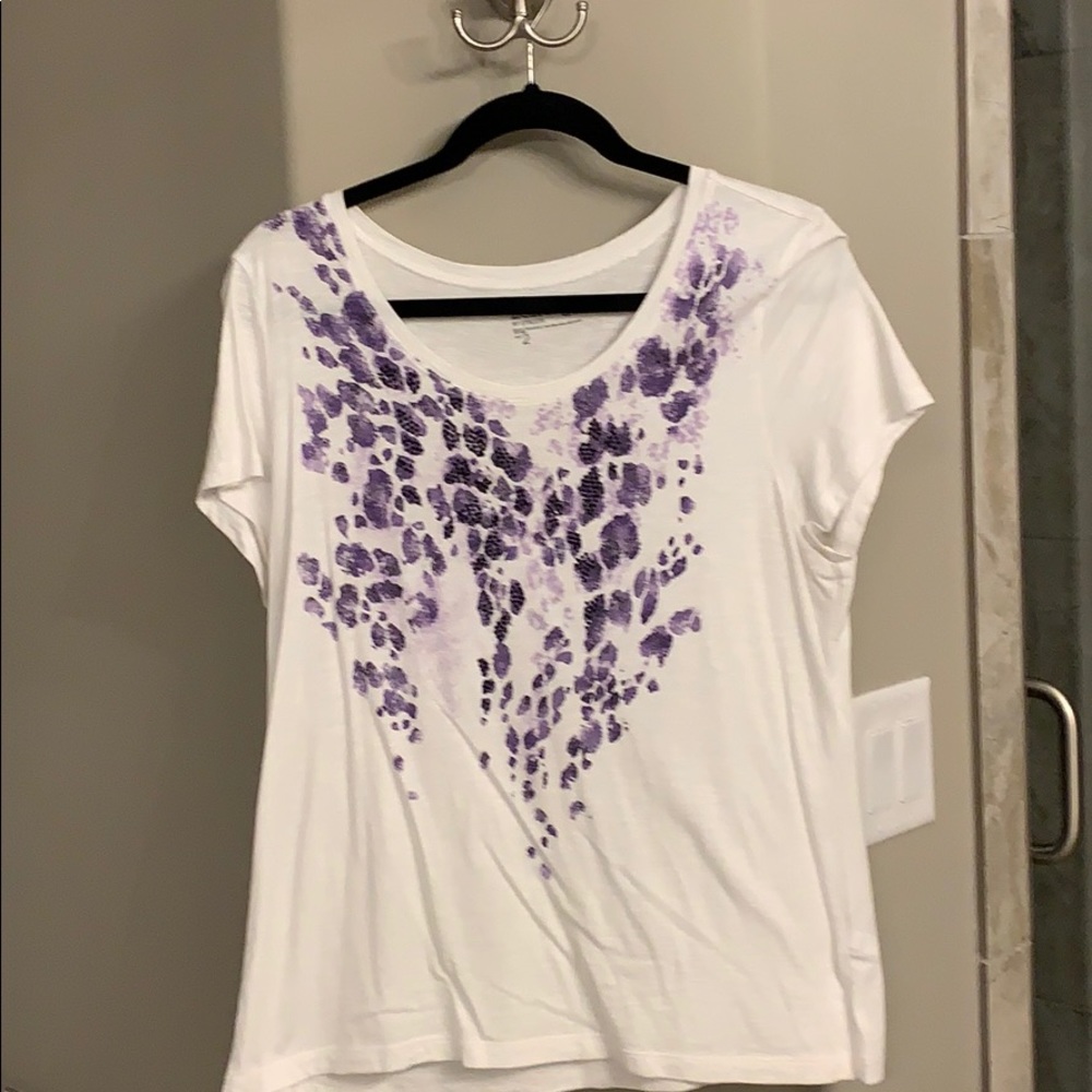 Zenergy white tee with purple splash.